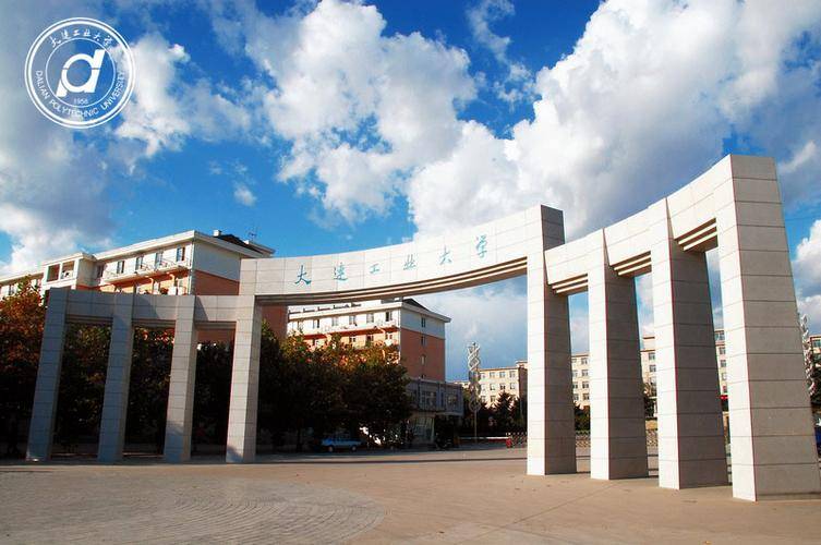 胡锡进：李欣莳是受害者，反对开除，学校应保护好她
