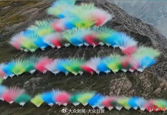 捞舆 | 烟花“炸山”，一场“合规”的破坏何以发生？