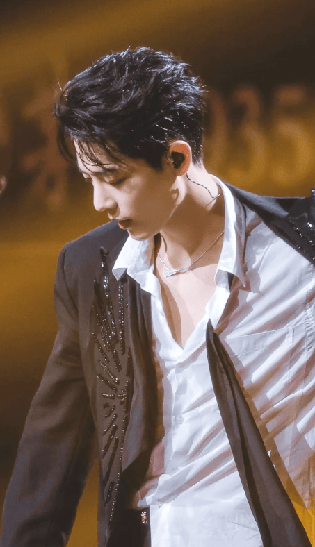 肖战、千玺、颜值男、杨紫、热巴、李昀锐、鞠婧祎、白敬亭、杨幂、宋佳、辛芷蕾